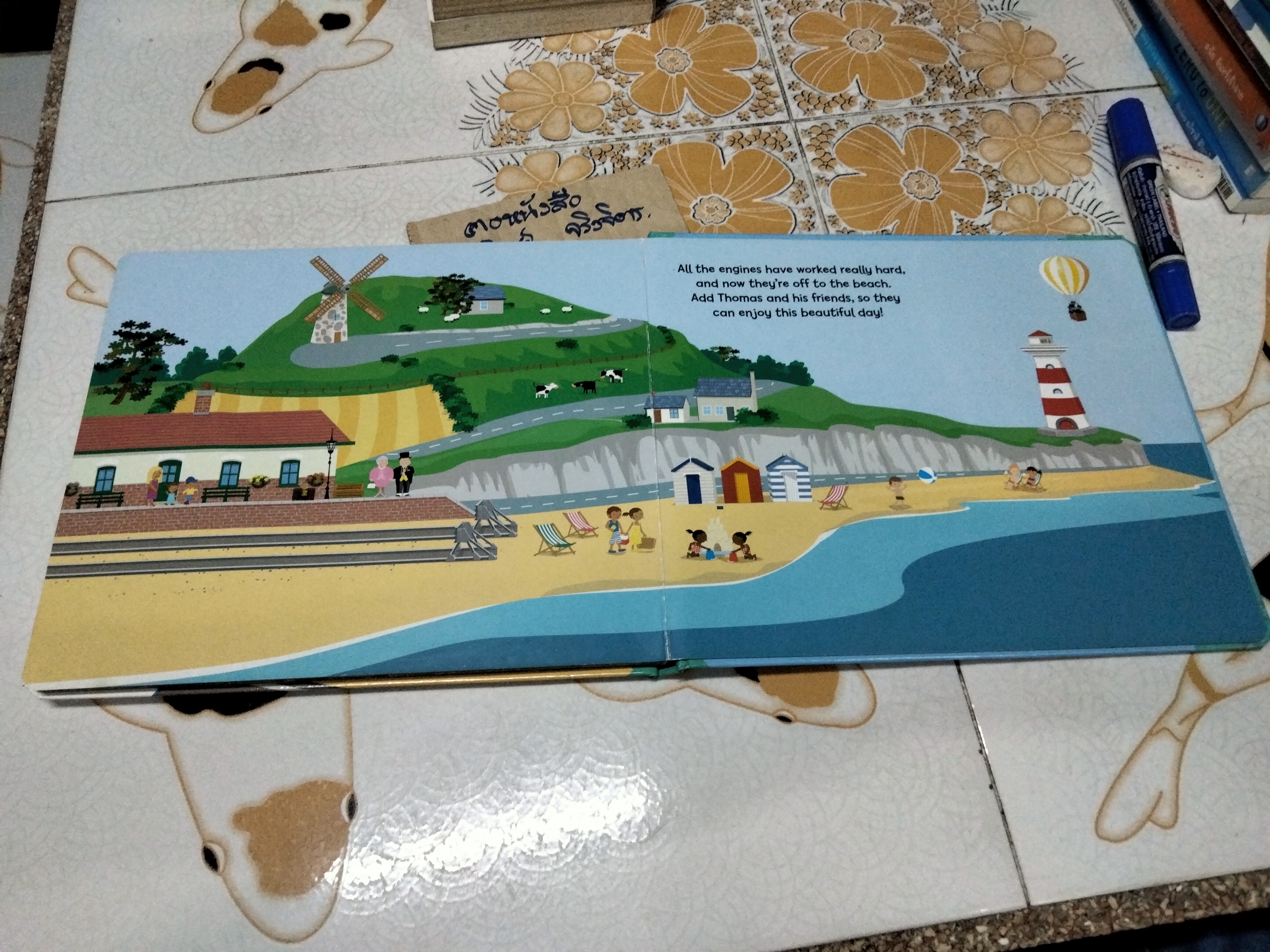 หนังสือโทมัส Thomas and friends - Magnet book ENGINES TO THE RESCUE ! ตัวแม่เหล็กมีแค่ 5 ชิ้น (ครบชุด 10 ชิ้น)