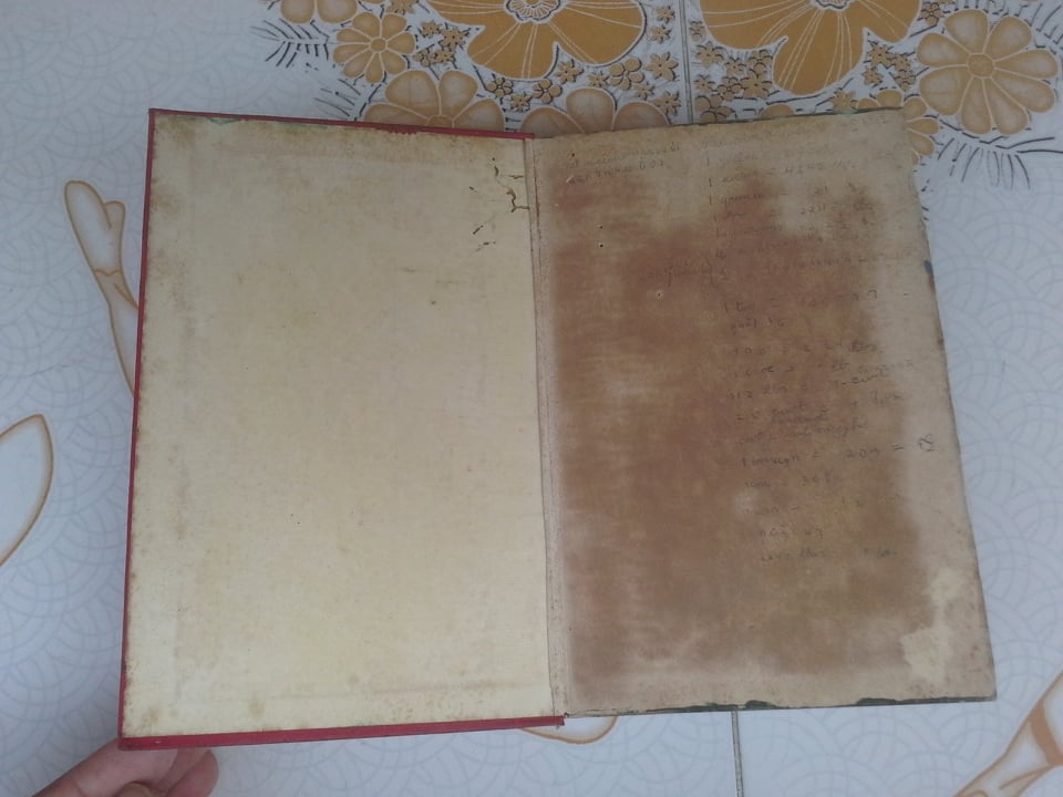 A SCHOOL ARITHMETIC by HALL - STEVENS (with answers) พิมพ์ปี 1959 - MACMILLAN **สินค้าหมด**