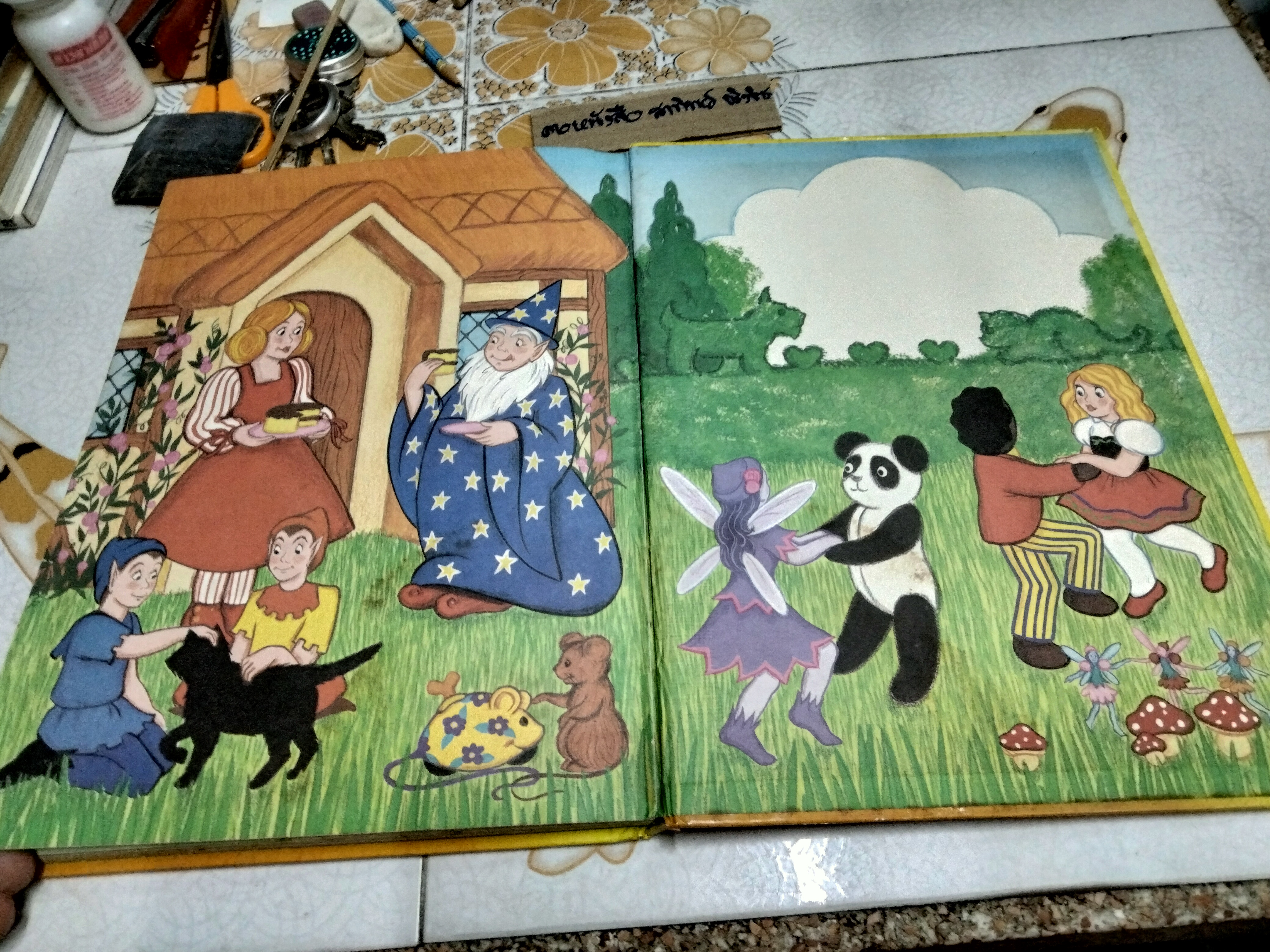 Goodnight Stories by Enid Blyton, 1986 Printed in Hong Kong