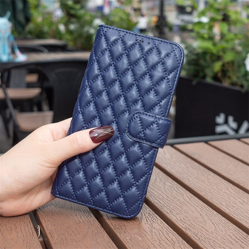 เคส iPhone 14#เคสฝาพับปกหนัง PU ลายตารางพร้อมช่องใส่บัตร พับวางตั้งได้สไตล์แบบกระเป๋าสตางค์