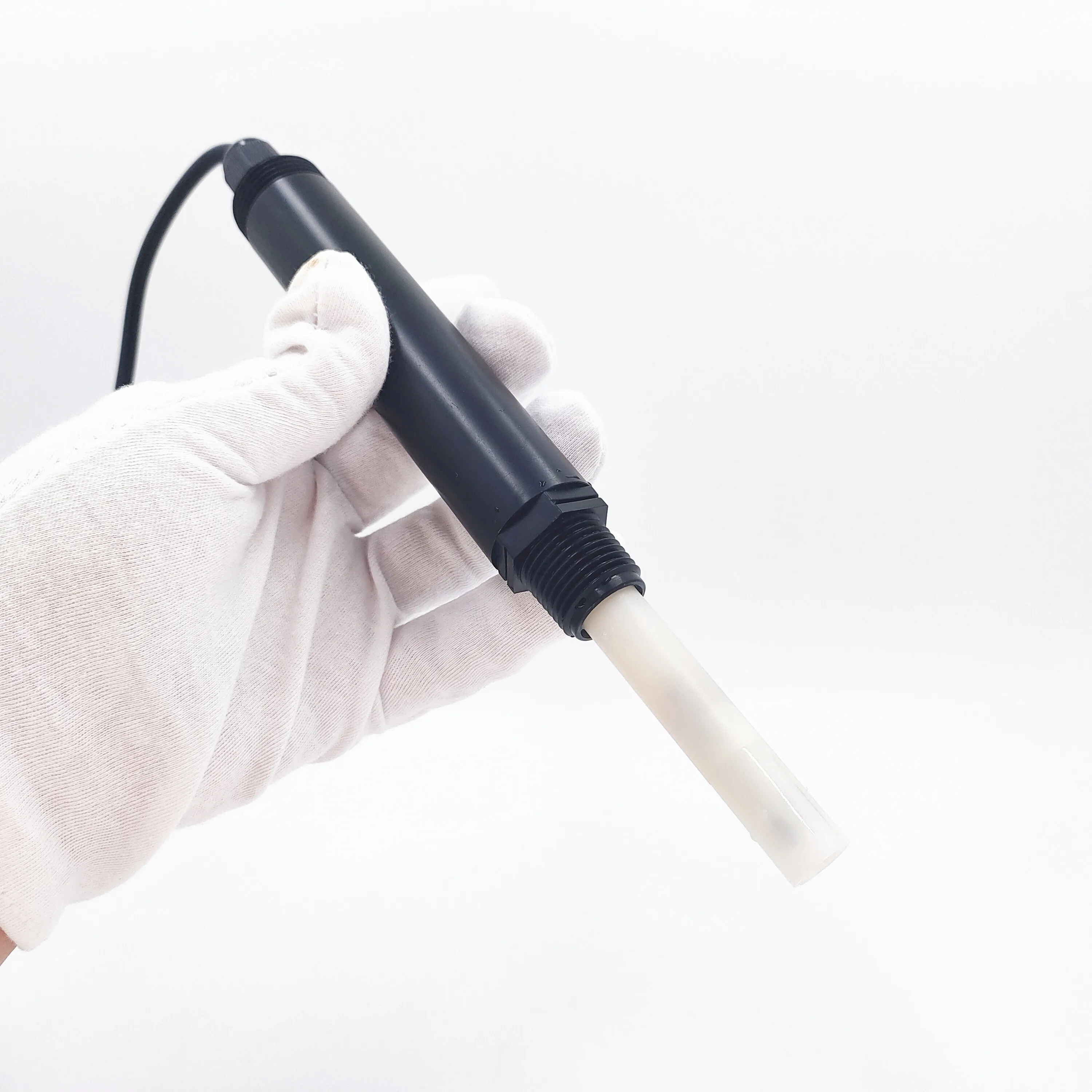 เซ็นเซอร์วัดค่าความเค็มในน้ำ 4 in 1 เอาท์พุท Rs485