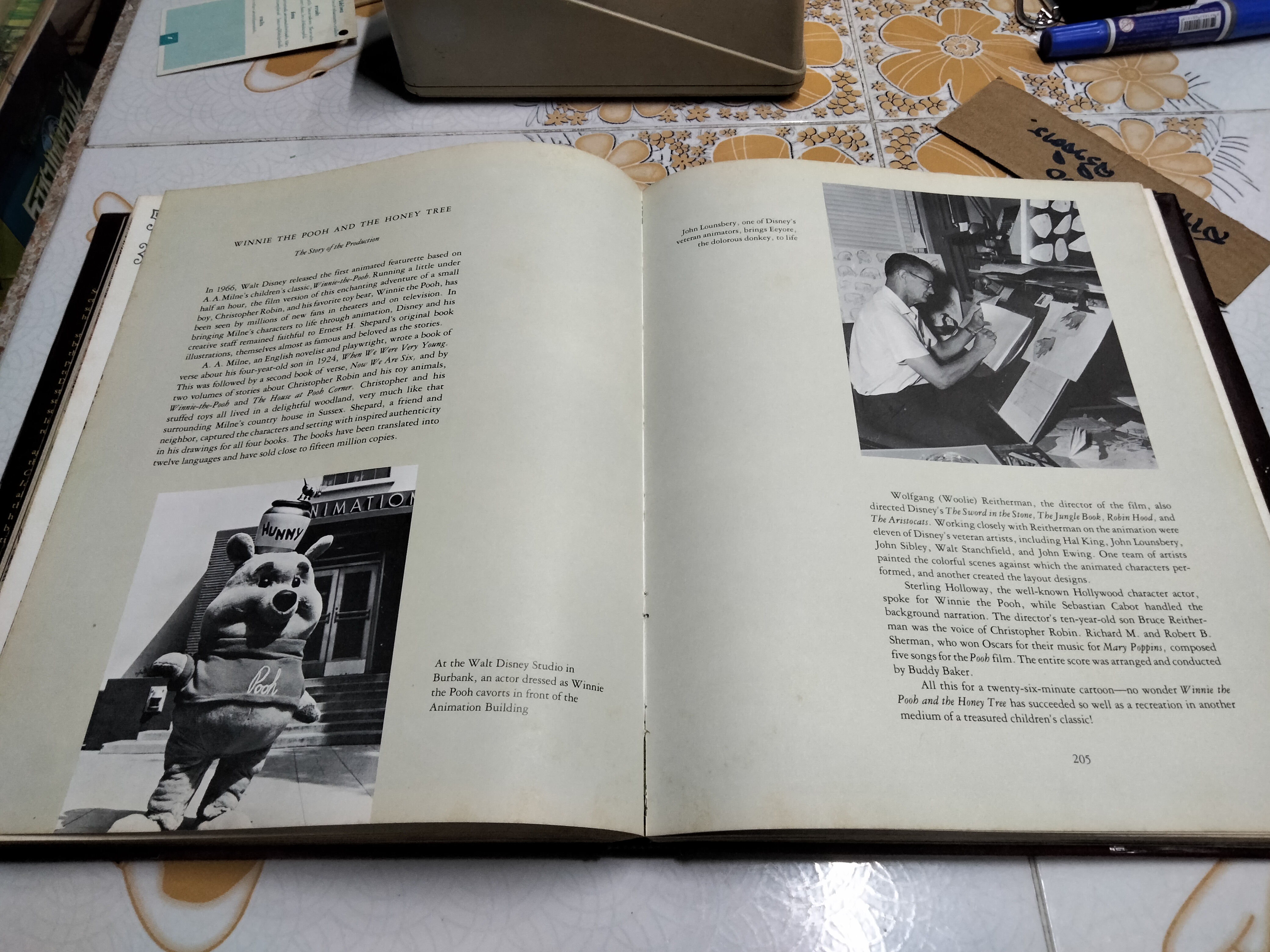 WALT DISNEY'S TREASURY OF CHILDREN'S CLASSICS พิมพ์ปี ค.ศ.1979 , vintage