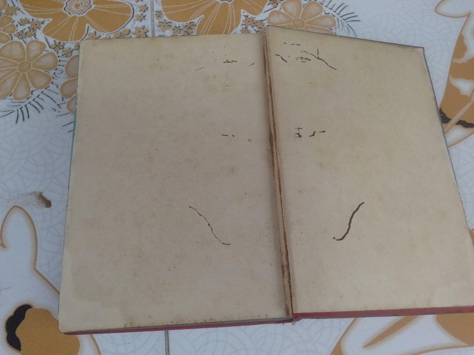 A SCHOOL ARITHMETIC by HALL - STEVENS (with answers) พิมพ์ปี 1959 - MACMILLAN **สินค้าหมด**