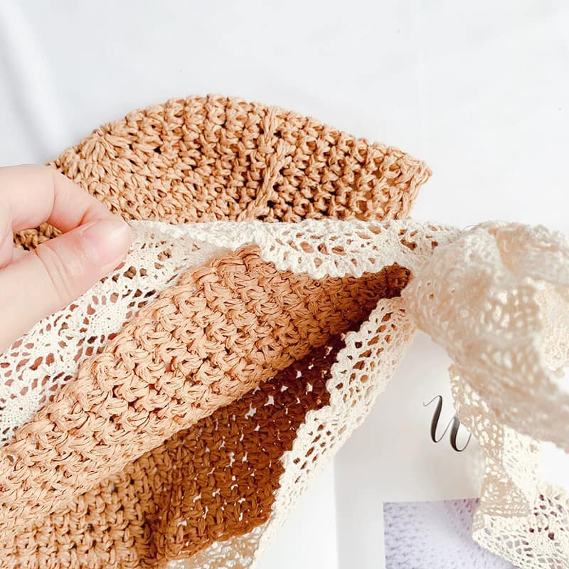 หมวกฟางสาวน้อย