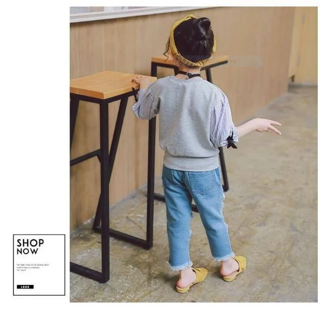 ชุดเด็ก set เสื้อสไตล์เกาหลีกับกางเกงยีนส์แต่งเซอร์