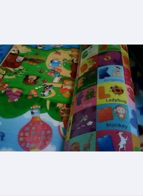 เสื่อรองคลาน