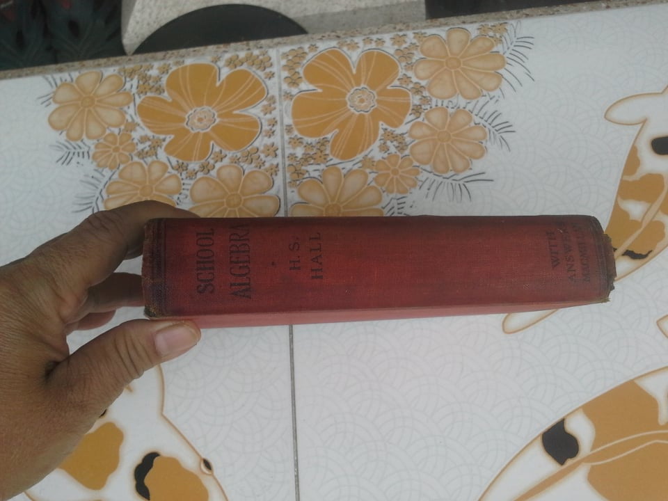 A SCHOOL ALGEBRA (with answers) by H.S.HALL ฉบับสมบูรณ์ (พิมพ์ปี 1960) - เจ้าของเดิมระบายสีฟ้าที่สันหนังสือ (ตามรูป) **สินค้าหมด**