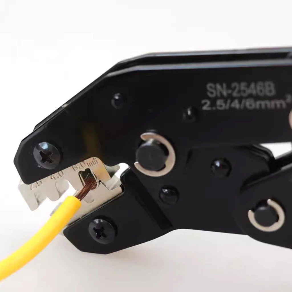 คีมย้ำหางปลาสายโซล่าเซลล์ ขนาด2.5/4/6mm² รุ่น SN-2546B