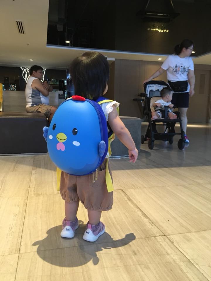 กระเป๋าสะพายกุ๊กไก่ ลดราคา