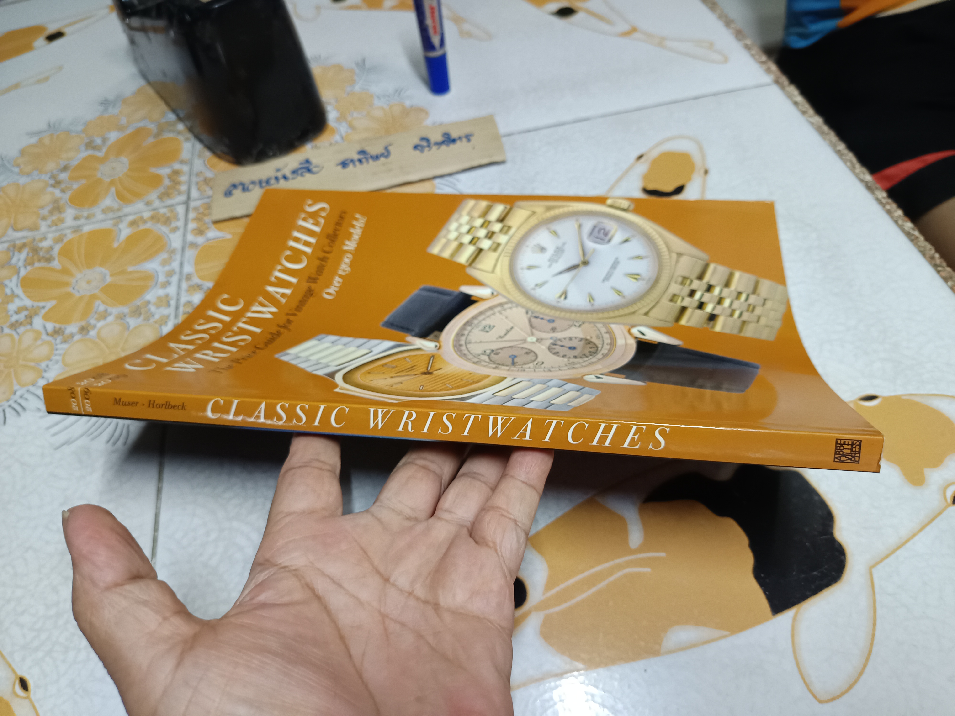 Classic Wristwatches 2008/2009 The Price Guide for Vintage Watch Collectors over 1300 Models! by Muser / Horlbeck