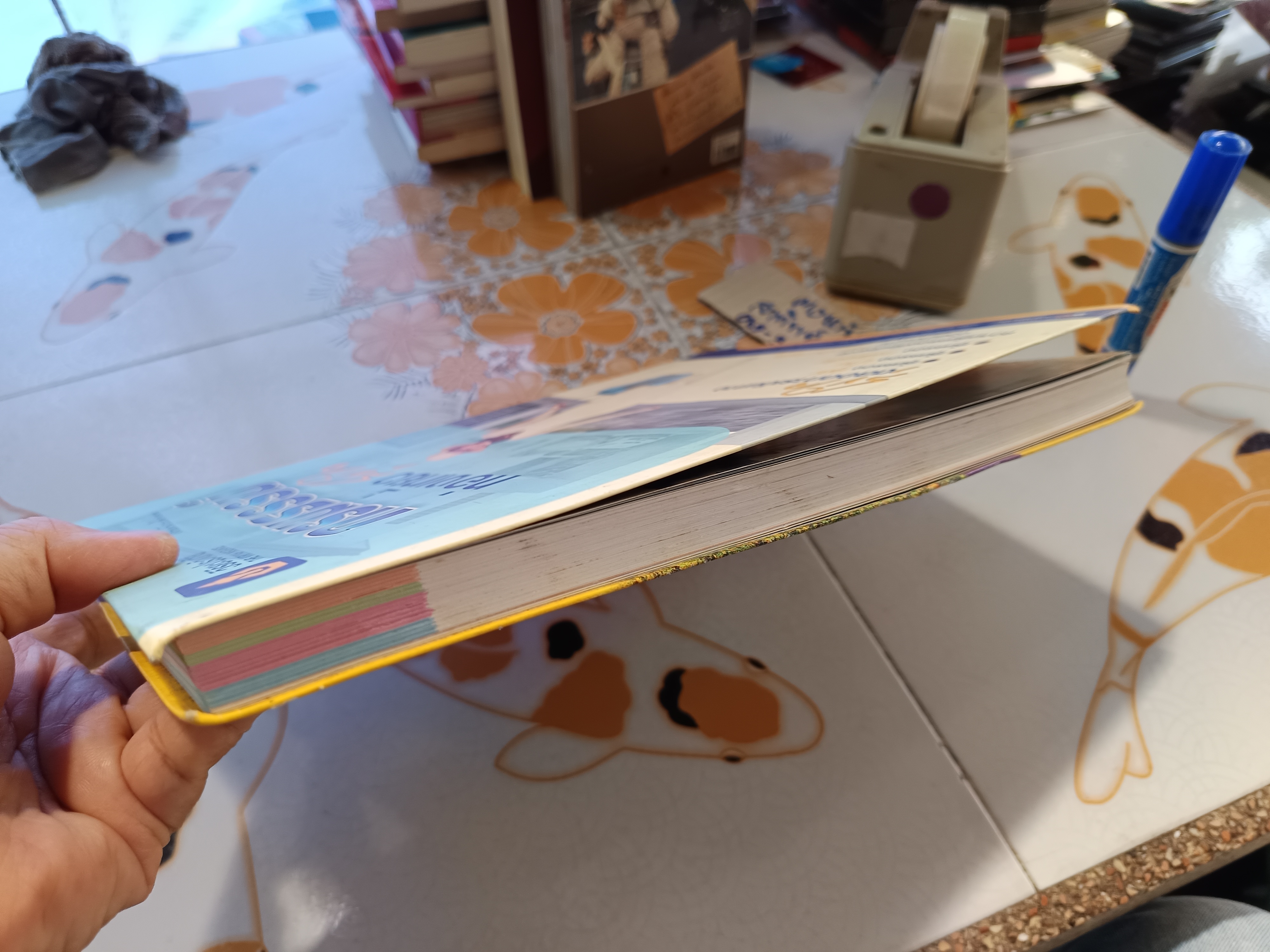 แผนที่ 77 จังหวัดเที่ยวทั่วไทย โดย นายรอบรู้ นักเดินทาง สำนักพิมพ์สารคดี พ.ศ 2556 **สินค้าหมด**