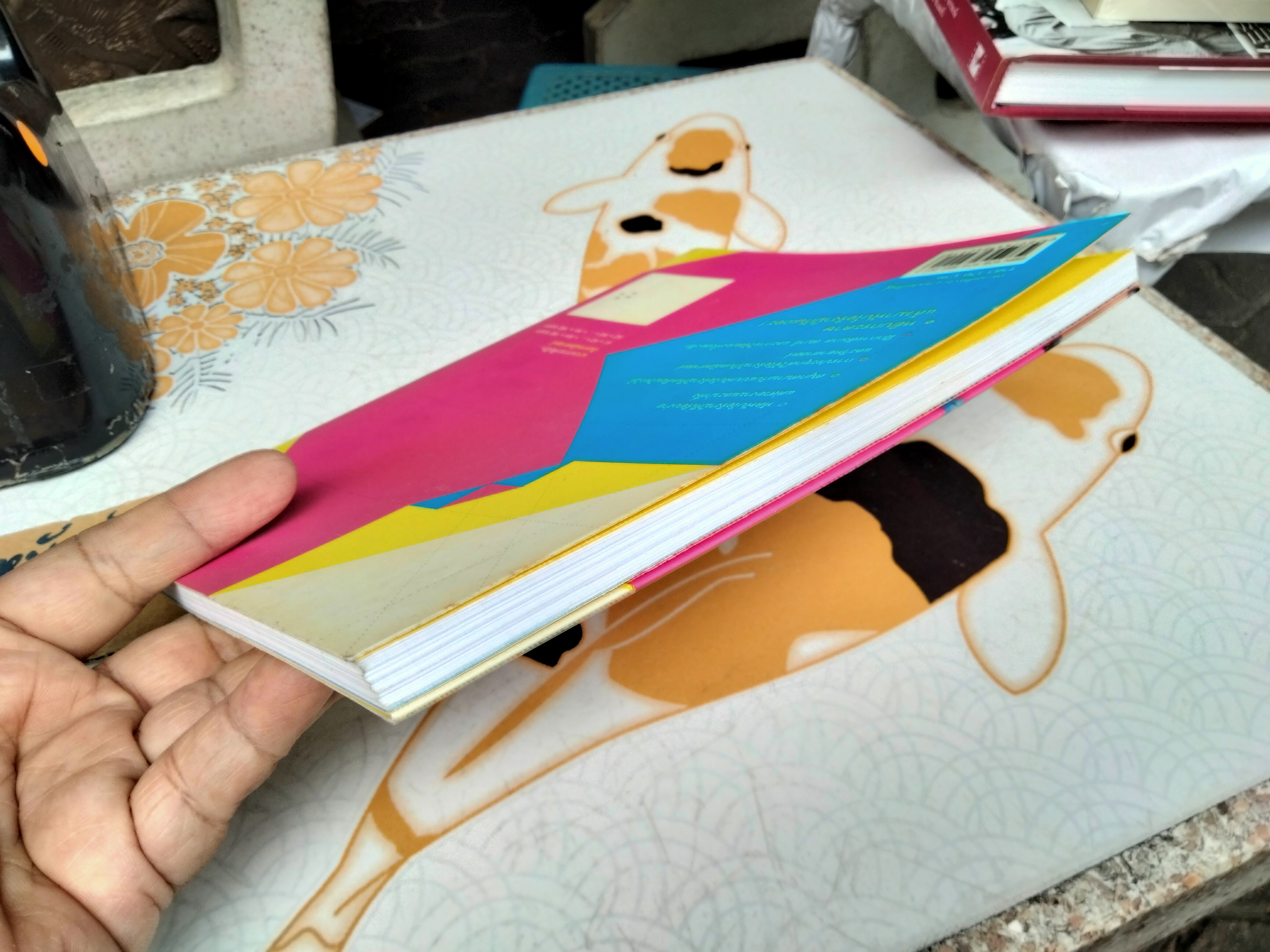 โอริงามิ พับกระดาษฝึกสมองโดย บัญชา ธนบุญสมบัติ พิมพ์ครั้งแรก พ.ศ 2552 สำนักพิมพ์สารคดี