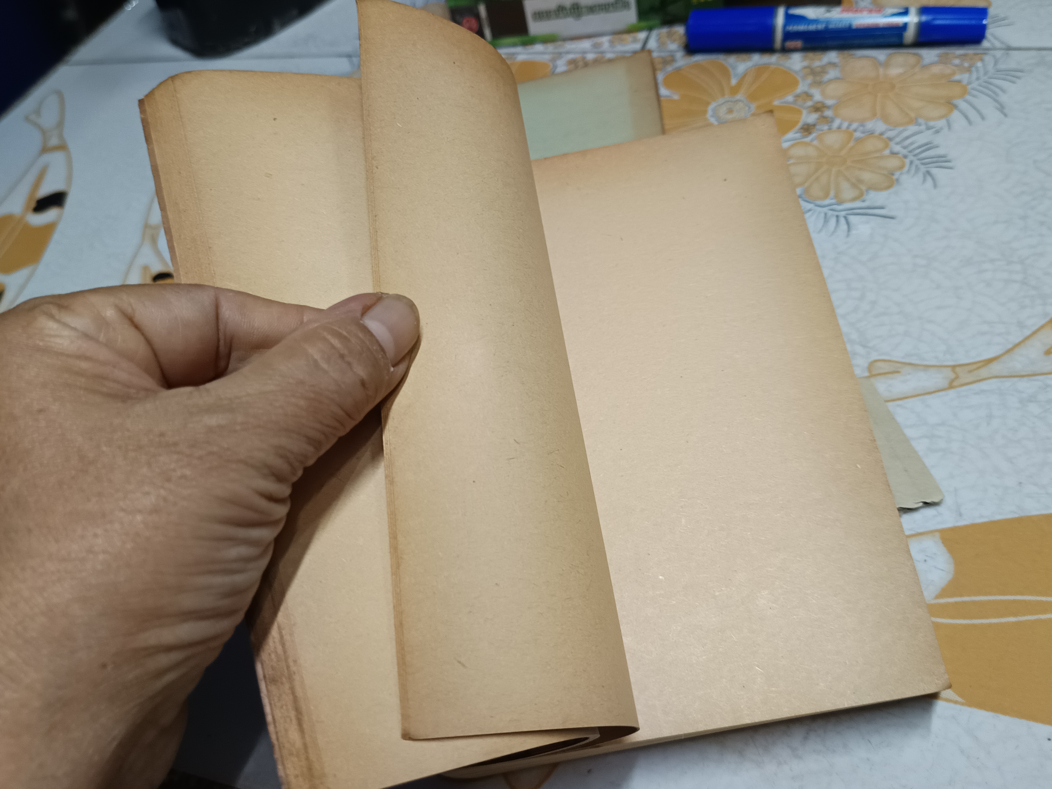 หนังสือ อธิบายคำสอน (3 เล่มชุด) # ศาสนาคริสต์ ต้นฉบับภาษาฝรั่งเศส โดย "เจ้าอาวาสผู้หนึ่ง" ฉบับแปลเป็นภาษาไทย โดย "ผู้หว่าน"