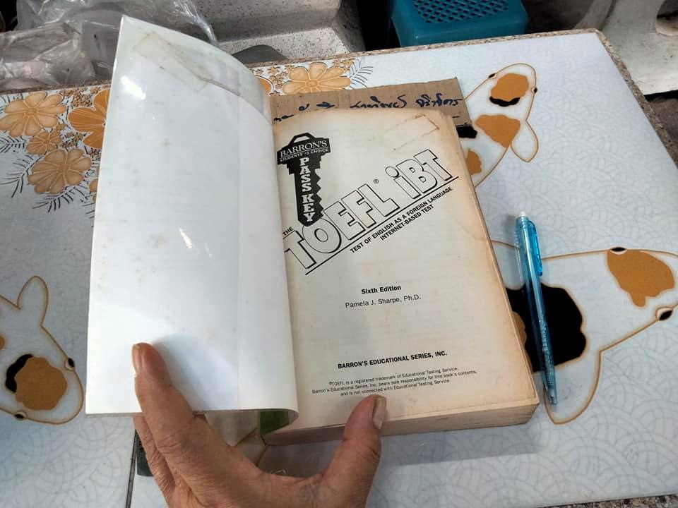 TOEFL IBT , BARRON'S 6th Edition (เล่มเล็ก แผ่นซีดีครบ)