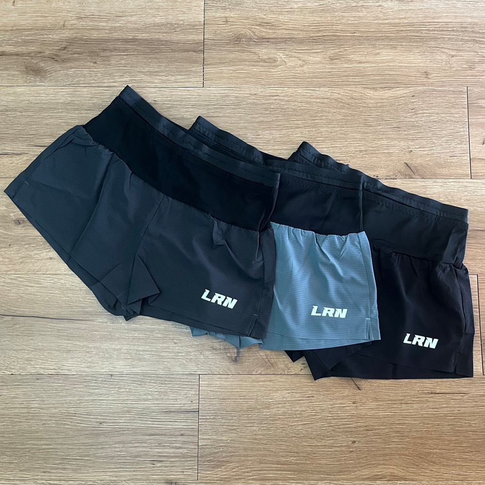 กางเกงวิ่งเทรล 2" (ไม่มีซับใน) ใส่ได้ทั้งชาย - หญิง มีกระเป๋าใส่ของที่รอบเอวในตัว (F34)