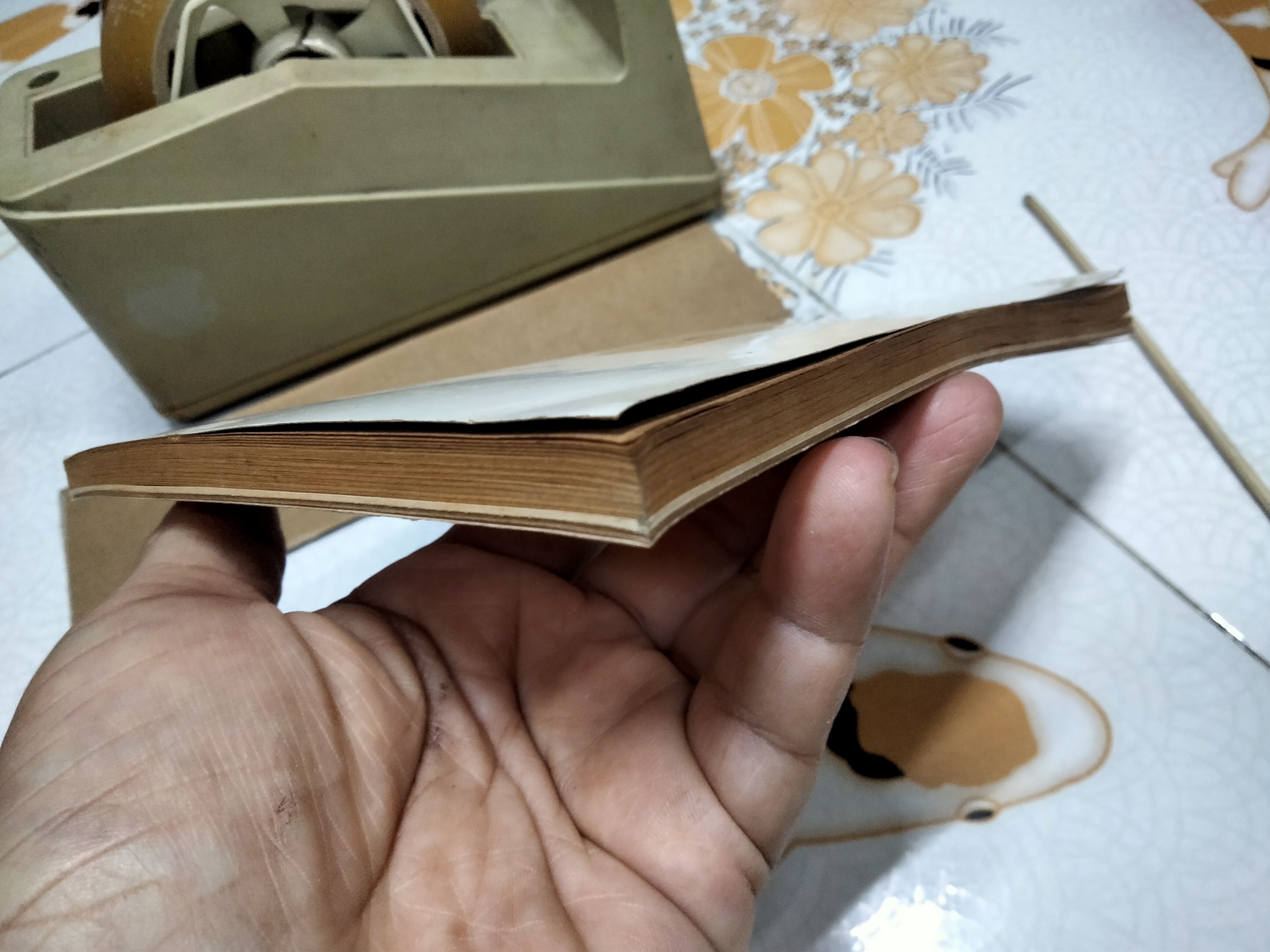 หนังสือ พระชุดเล็ก ก.บุนนาค จัดทำโดยทีมงาน อภินิหารและพระเครื่อง