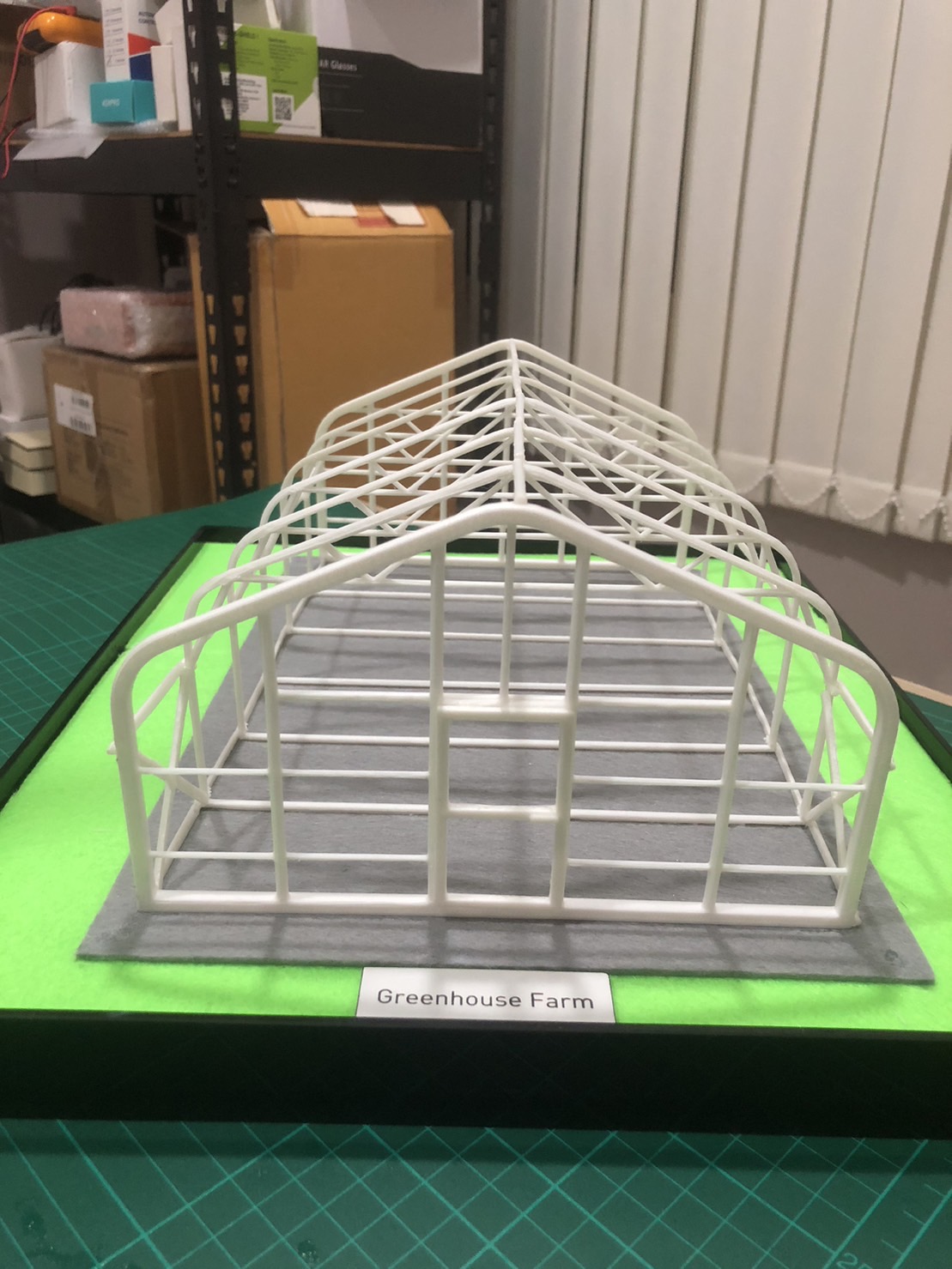 โมเดลโรงเรือน Greenhouse ทรงจั่วโค้ง พลาสติกใส ของจริง 30x32x30 cm