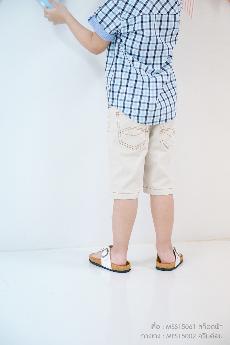 กางเกงสีครีมอ่อน สำหรับเด็ก