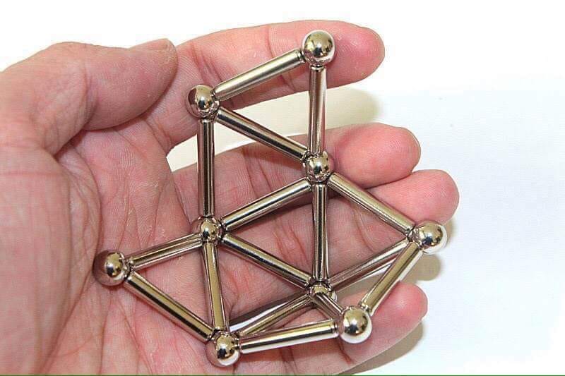 ตัวต่อแม่เหล็ก