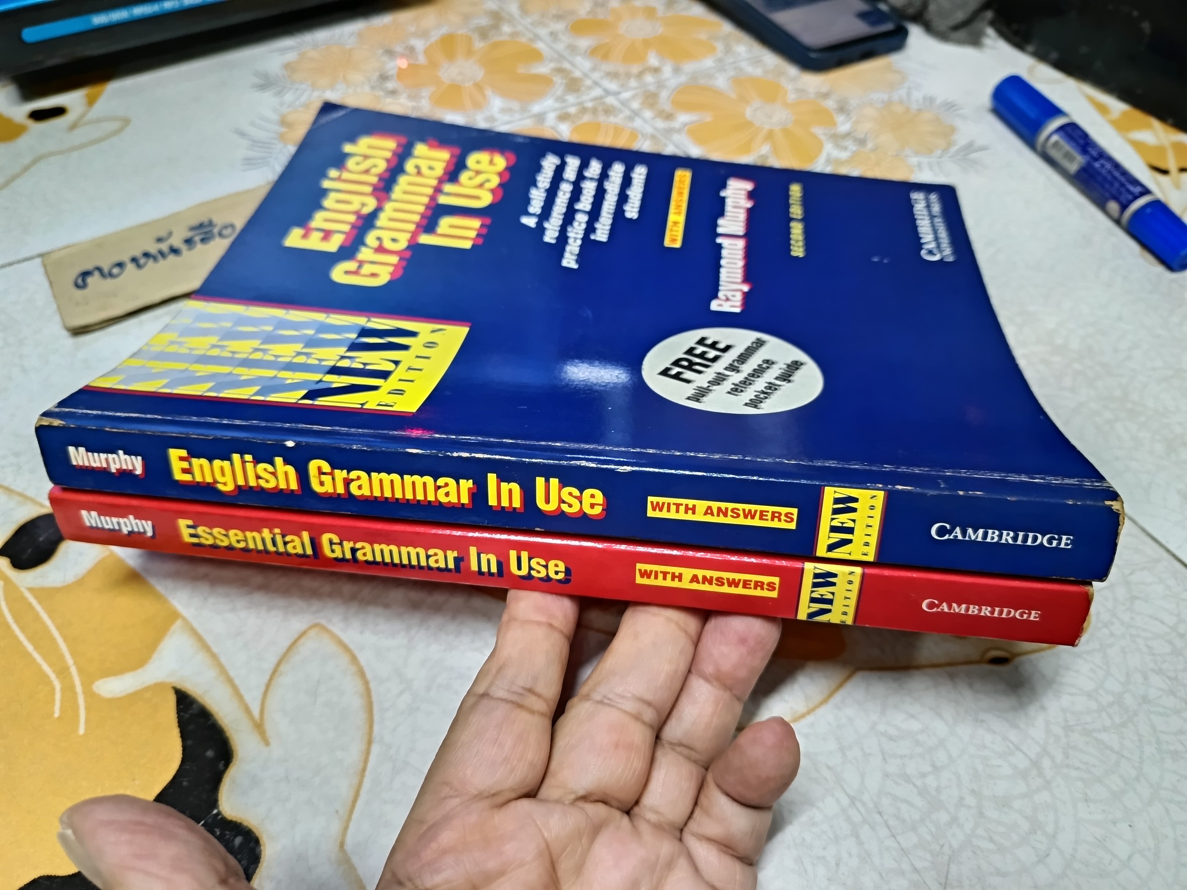 ขายรวม 2 เล่ม ESSENTIAL GRAMMAR IN USE + ENGLISH GRAMMAR IN USE ฉบับภาษาอังกฤษทั้งเล่ม RAYMOND MURPHY **สินค้าหมด**
