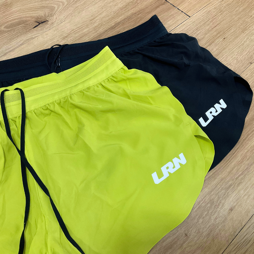 กางเกงวิ่งขาสั้น 3" น้ำหนักเบา แห้งไว มีซับใน วิ่งมาราธอนได้ทุกระยะ (F09)