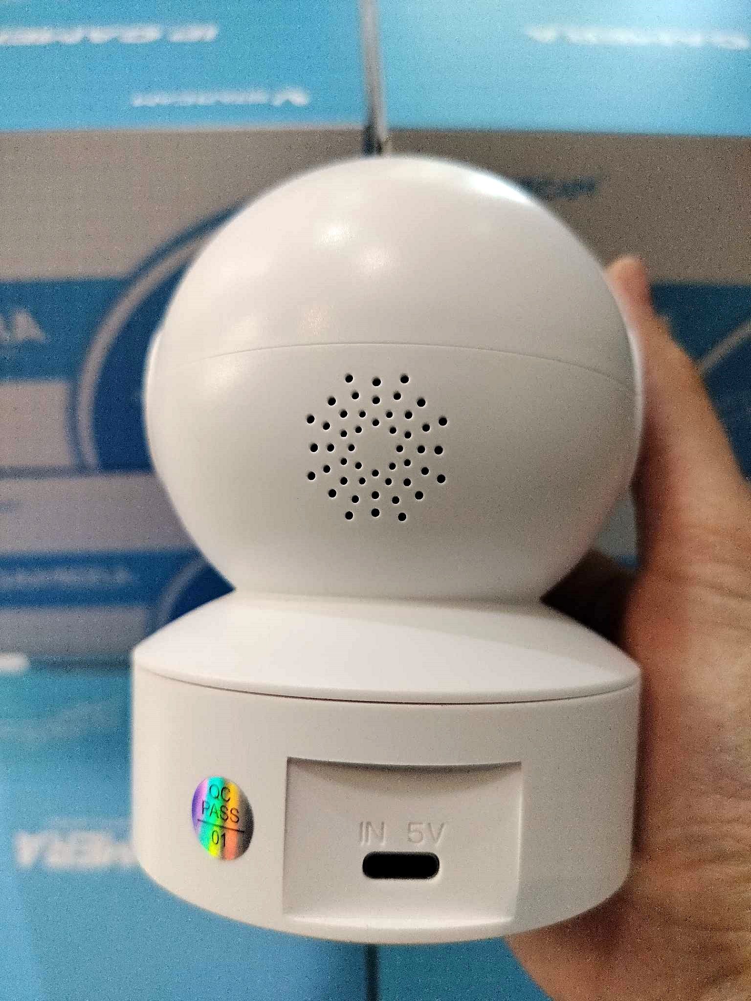 Vstarcam Vstarcam กล้องวงจรปิดกล้องใช้ภายในแบบใส่ซิมการ์ด รุ่นCG49-L ความละเอียด3ล้านพิกเซล รองรับซิม4G ขาว