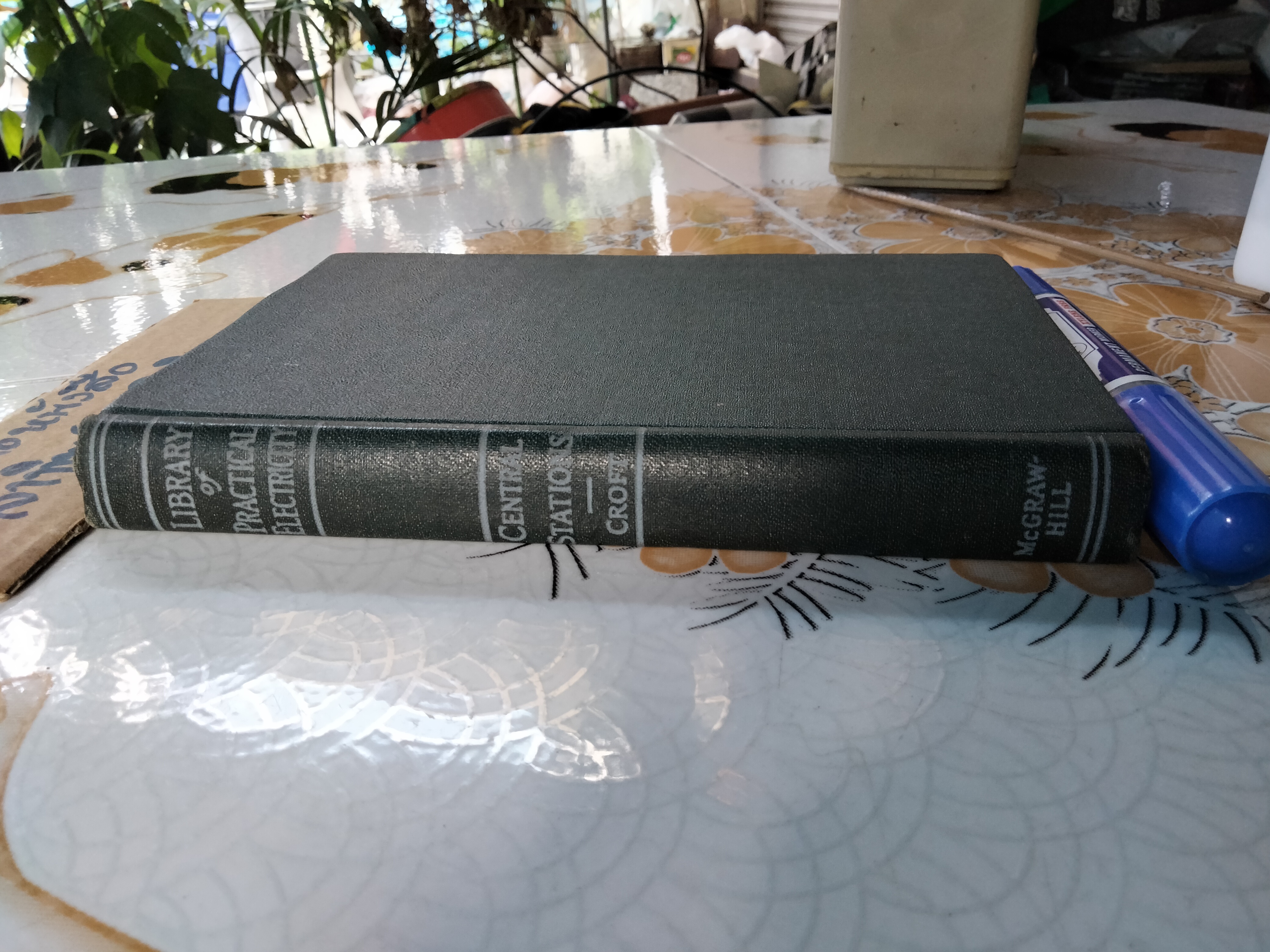 Central stations, Library of Practical Electricity by TERRELL CROFT , third edition 1937. **สินค้าหมด**