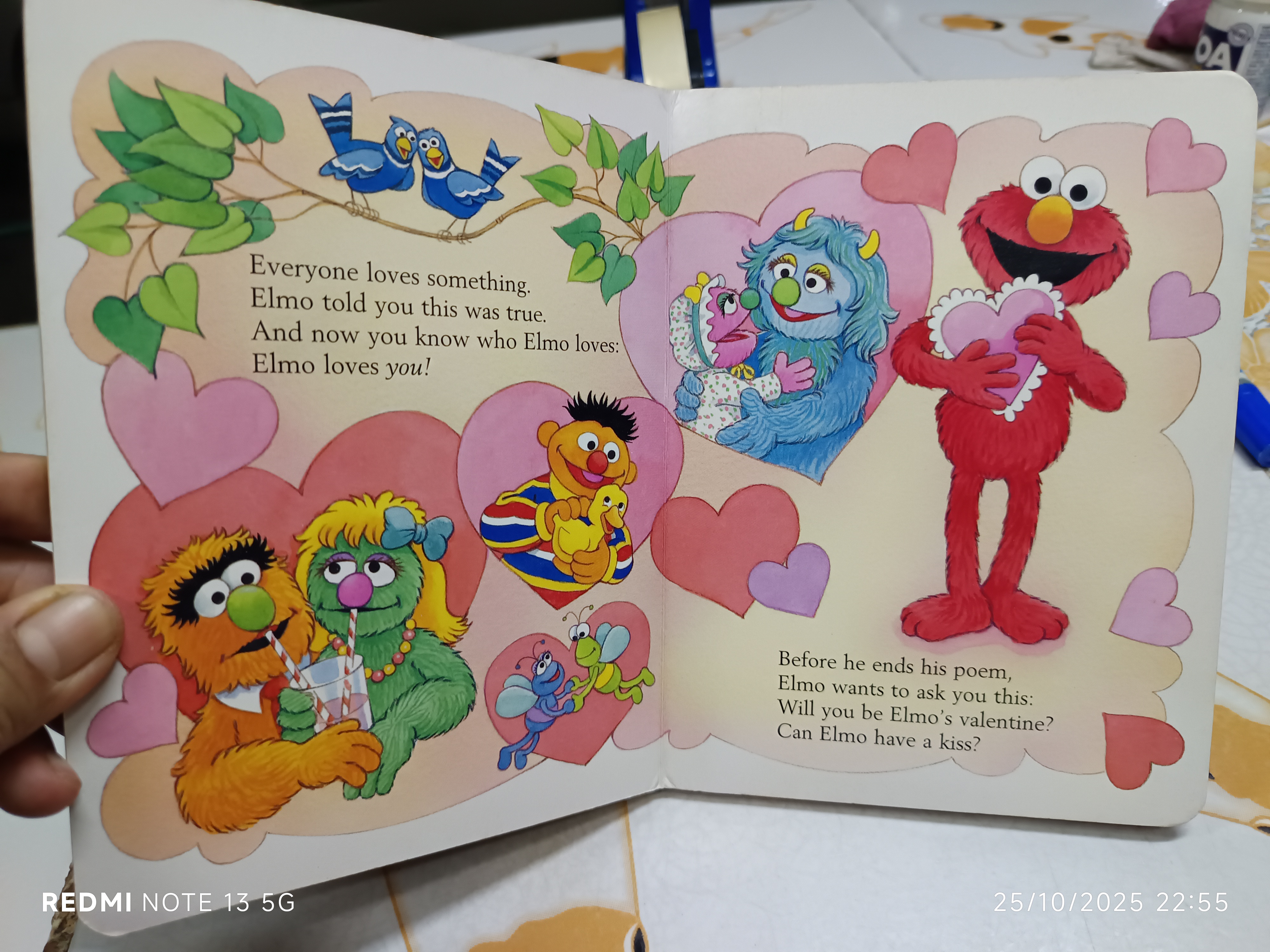 Elmo Loves You, SESAME STREET. RANDOM HOUSE, vintage 1997. Printed in Malaysia