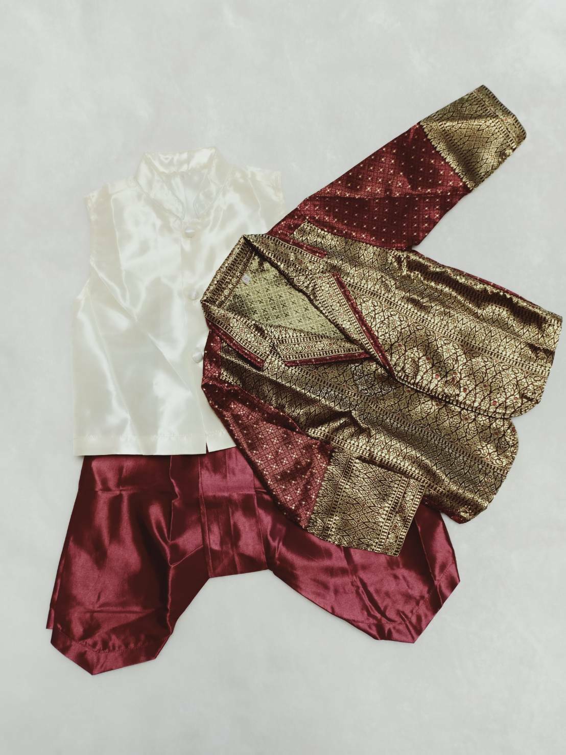 ชุดไทยเด็กชาย งานประณีต