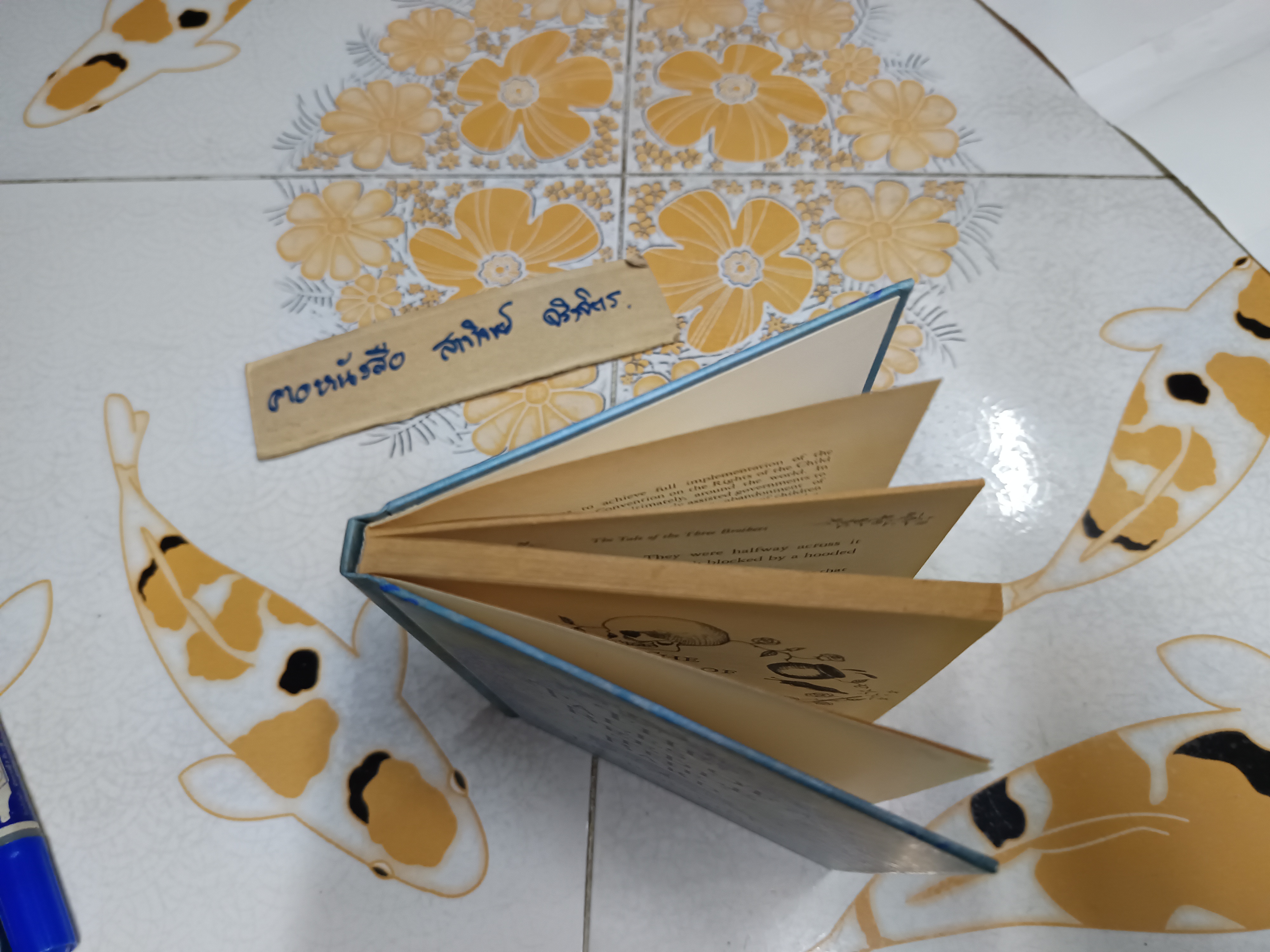 The Tales of Beedle the Bard by J. K. Rowling(English version)