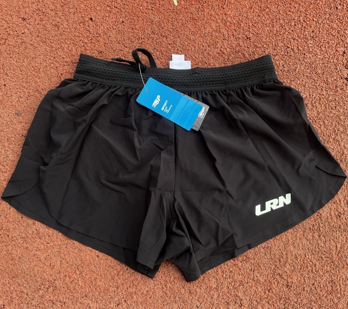 กางเกงวิ่งขาสั้น 3" น้ำหนักเบา แห้งไว วิ่งมาราธอนได้ทุกระยะ (F32)