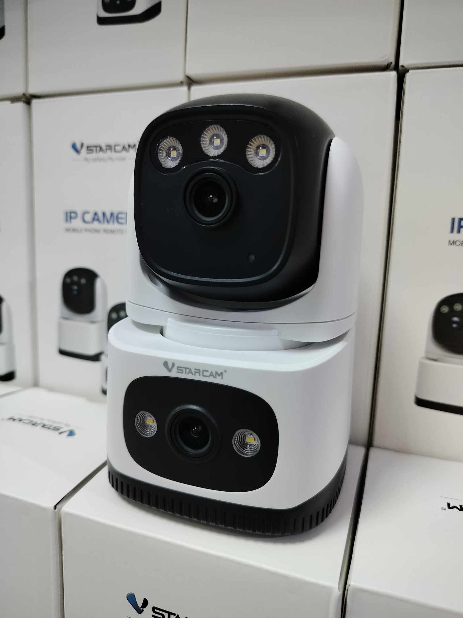 Vstarcam Vstarcam กล้องวงจรปิดภายในแบบใส่ซิมการ์ด กล้อง2เลนส์ รุ่นCG995DR ความคมชัด2ล้านพิกเซล ขาว