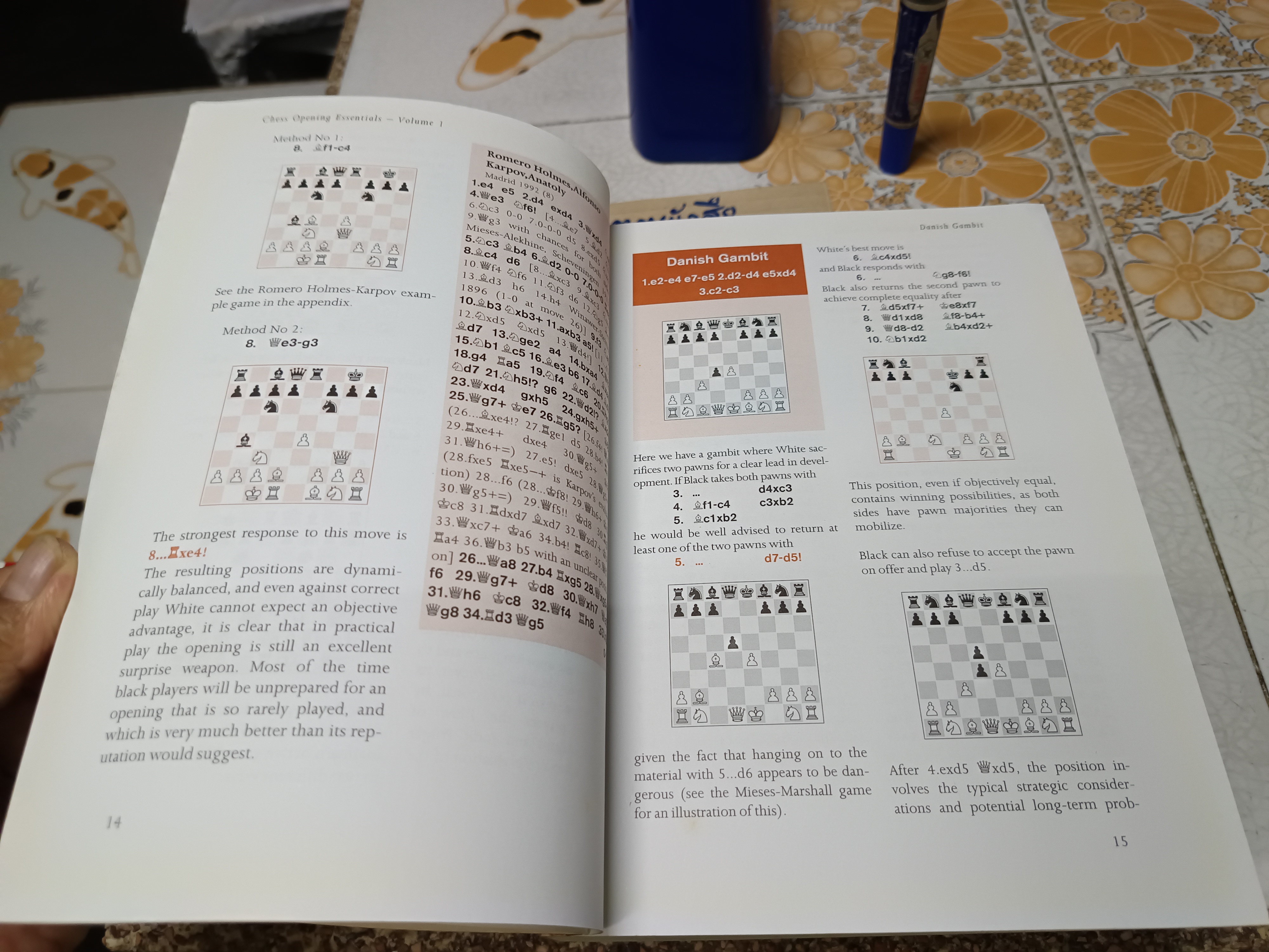 (ขายรวม 4 เล่ม) Chess Opening Essentials (Vol. 1 - 4 ) The Complete Series (2008-2010) Djuric Stefan, Komarov Dimitri, Pantaleoni Claudio **สินค้าหมด**