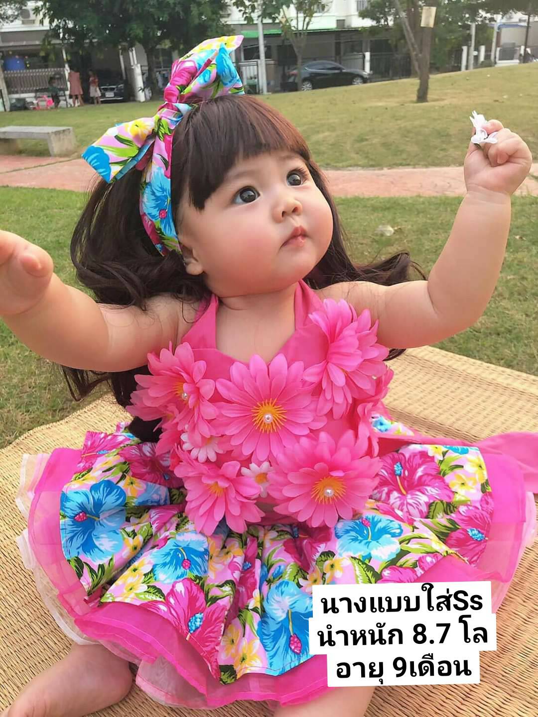 ชุดกระโปรงเด็กหญิง แต่งดอกแจ่มๆ