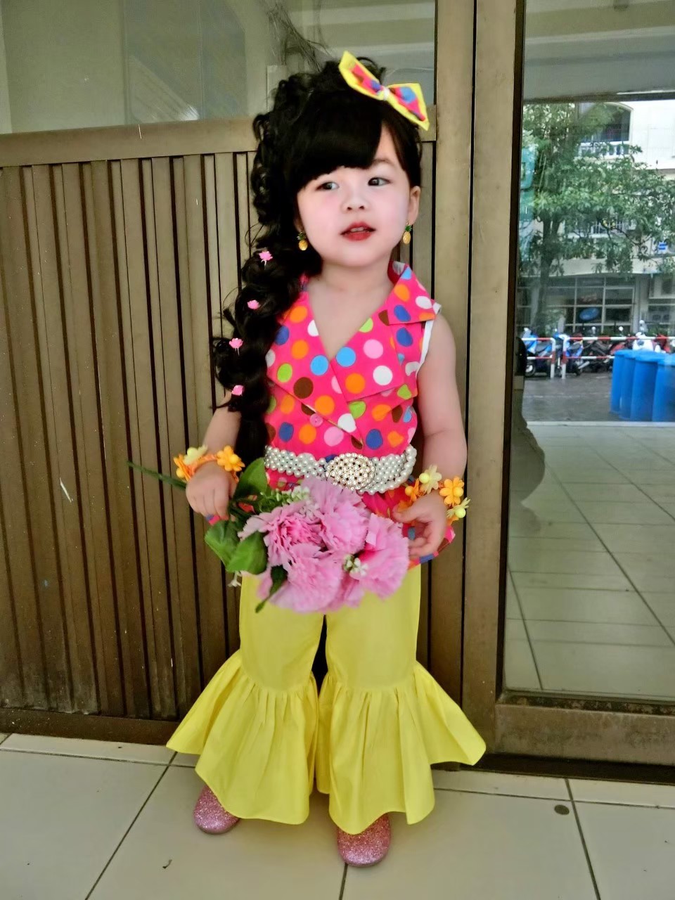 ชุดเด็ก set เสื้อลายจุดกับกางเกงขากระดิ่ง