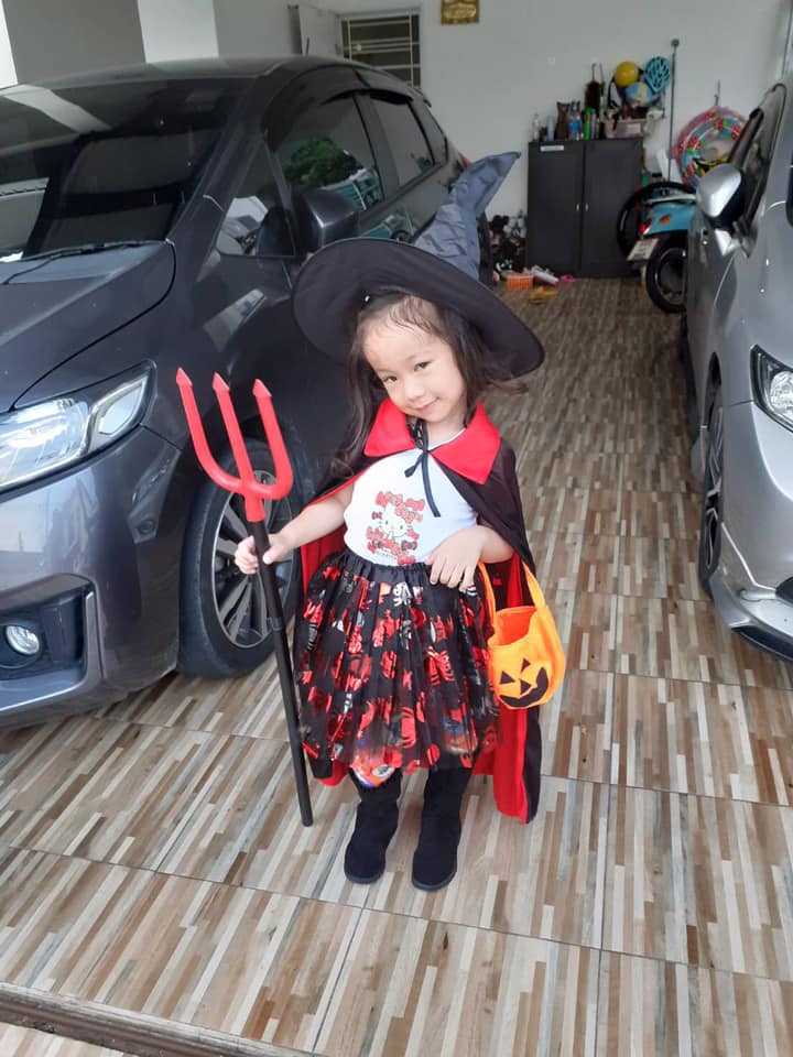 ชุดแฟนซีเด็ก แม่มดพ่อมด