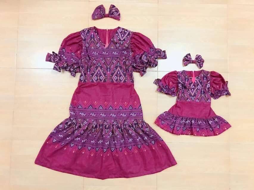 ชุดคู่แม่ลูก พิมพ์ลายไทย