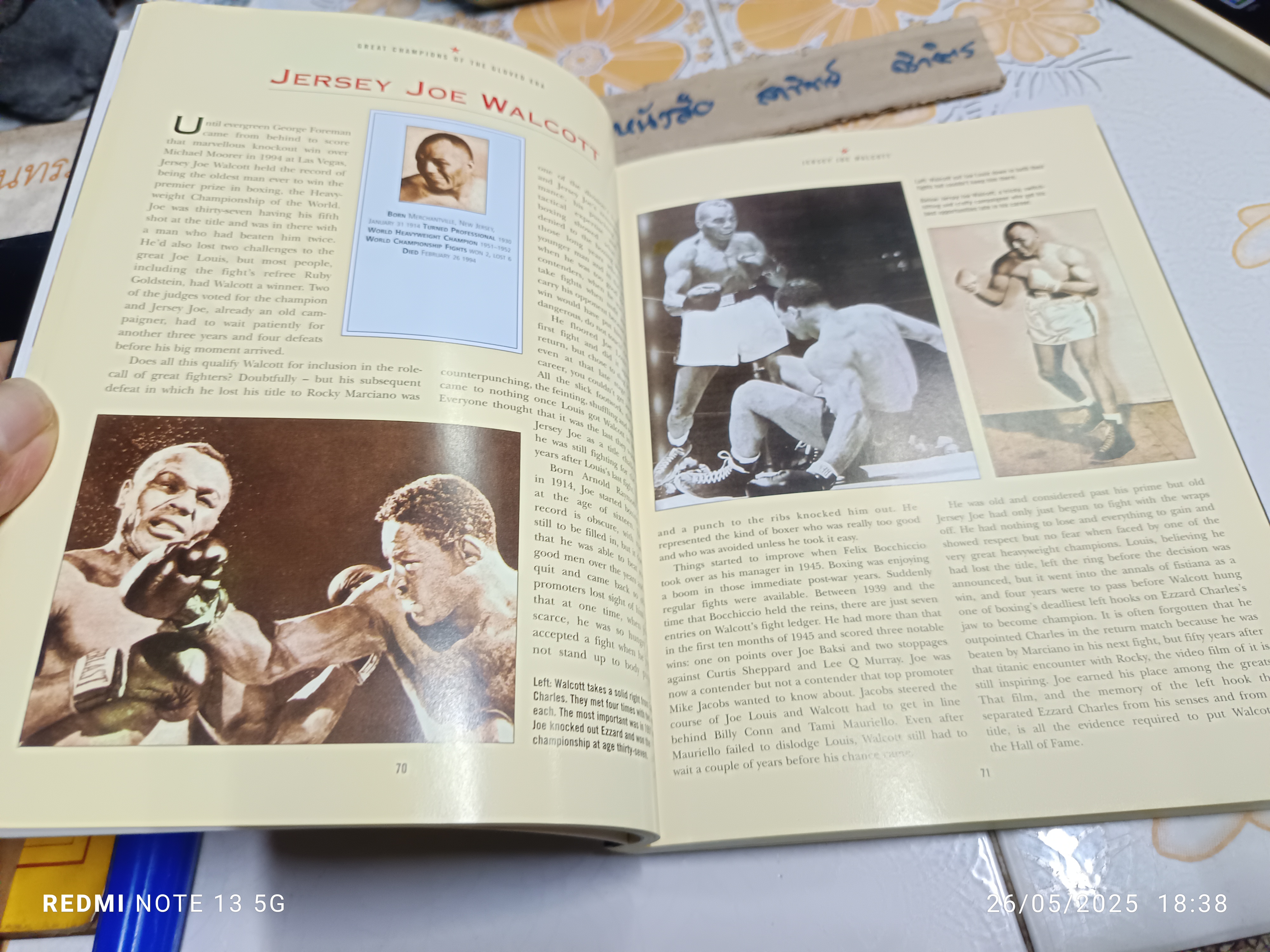 BOXING : A HISTORY OF THE FIGHT GAME FROM 1700-2005 Peter Brooke-Ball , 2014