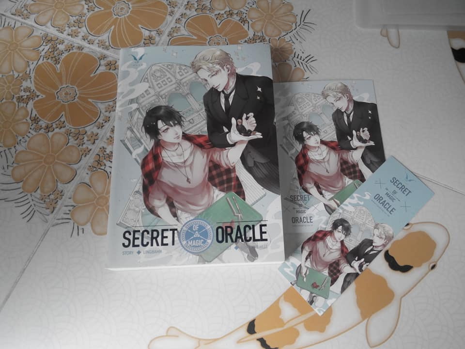Secret of Magic Oracle มายาเคหาสน์ตุ๊กตา โดย Lingbahh พร้อมที่คั่นหนังสือและโปสการ์ด อย่างละใบ **สินค้าหมด**