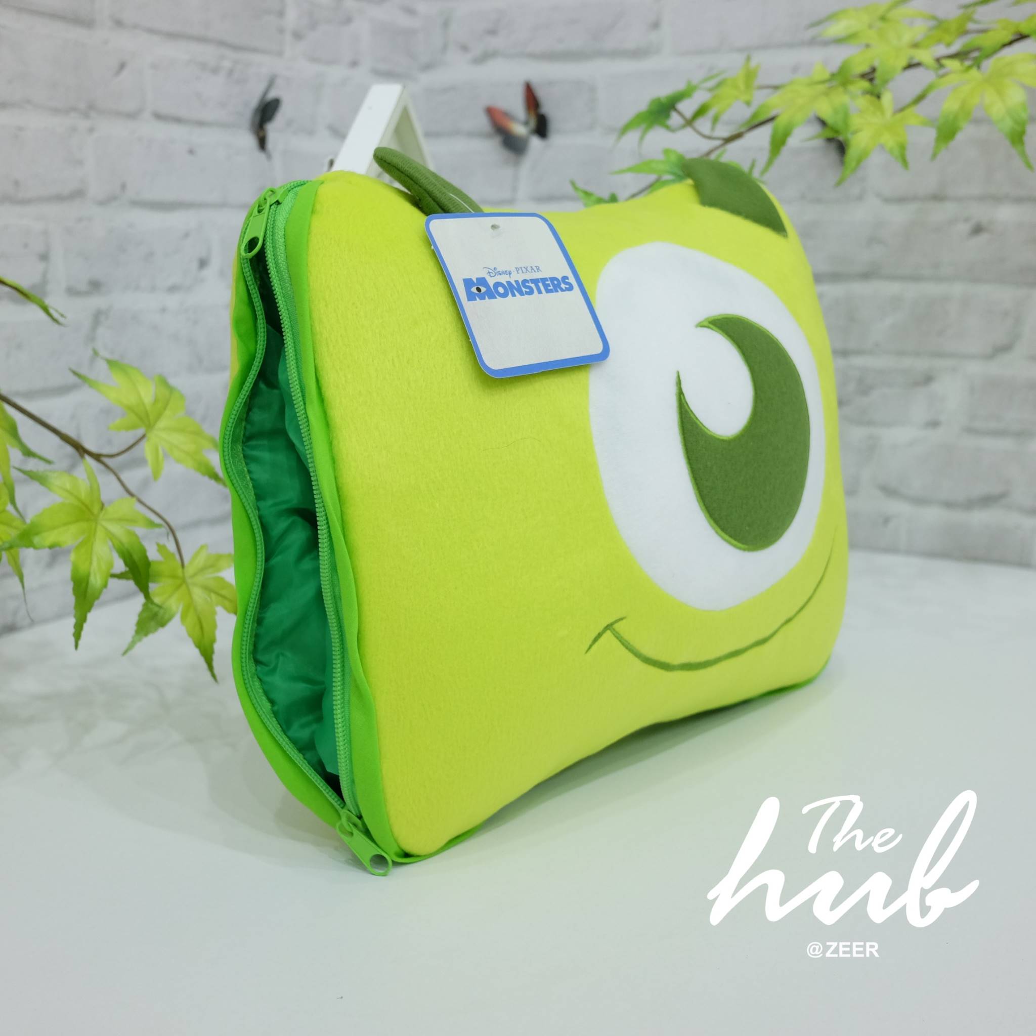 หมอนผ้าห่ม monster inc