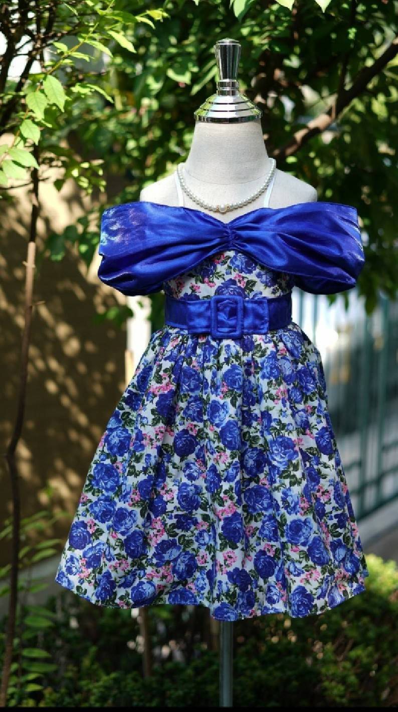 เดรสเด็กย้อนยุค โอบไหล่