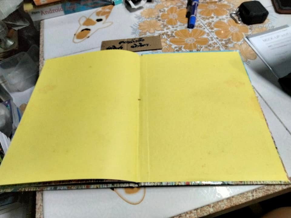 กระต่ายกับเต่า (ปกแข็ง-ภาษาไทย) THE HARE AND THE TORTOISE นิทานของลาฟองเตน -ไบรอัน ไวล์ดสมิธ ภาพ - อริยา ไพฑูรย์ แปล , ตำหนิ มีรอยปลวก