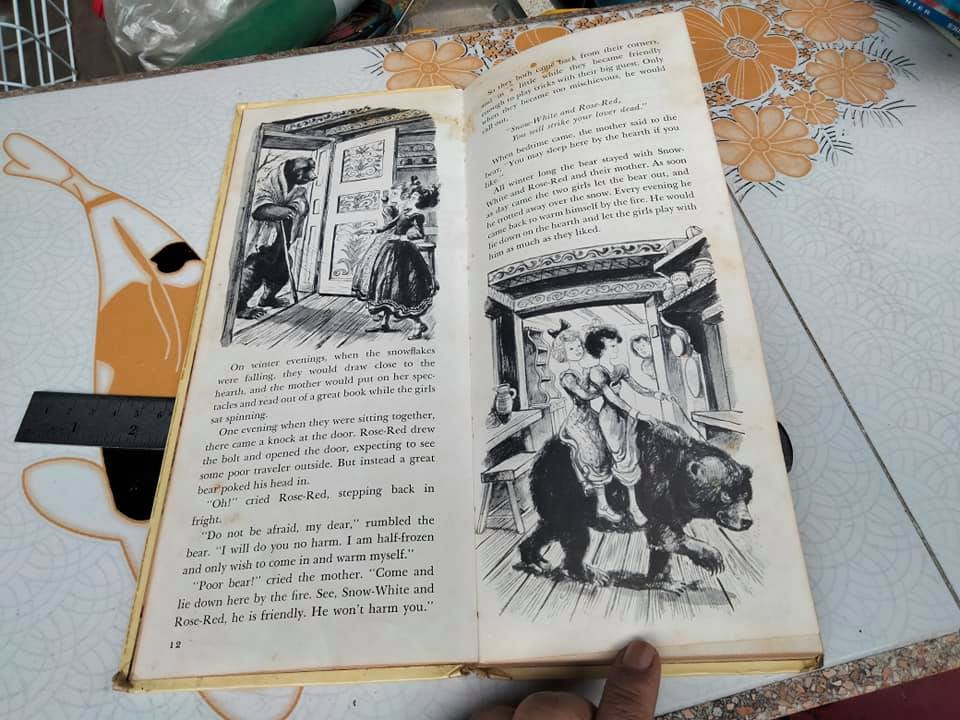 The Tall Book of Fairy Tales , Retold by Eleanor Graham Vance, Pictures by William Sharp **สินค้าหมด**