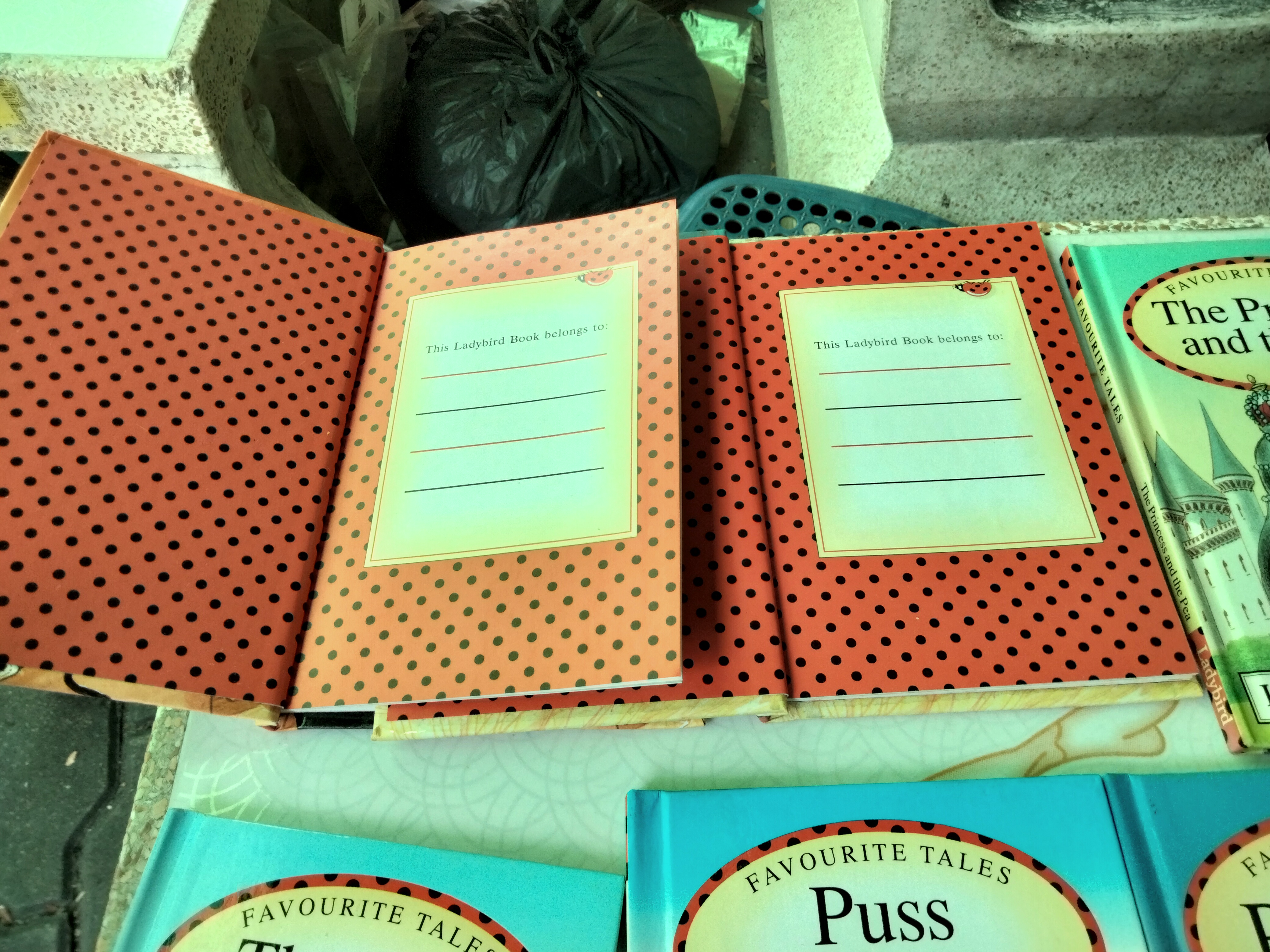 Ladybird Favourite Tales - หนังสือนิทานภาษาอังกฤษสำหรับเด็ก มี 11 เล่ม จาก 33 เล่มชุด **สินค้าหมด**