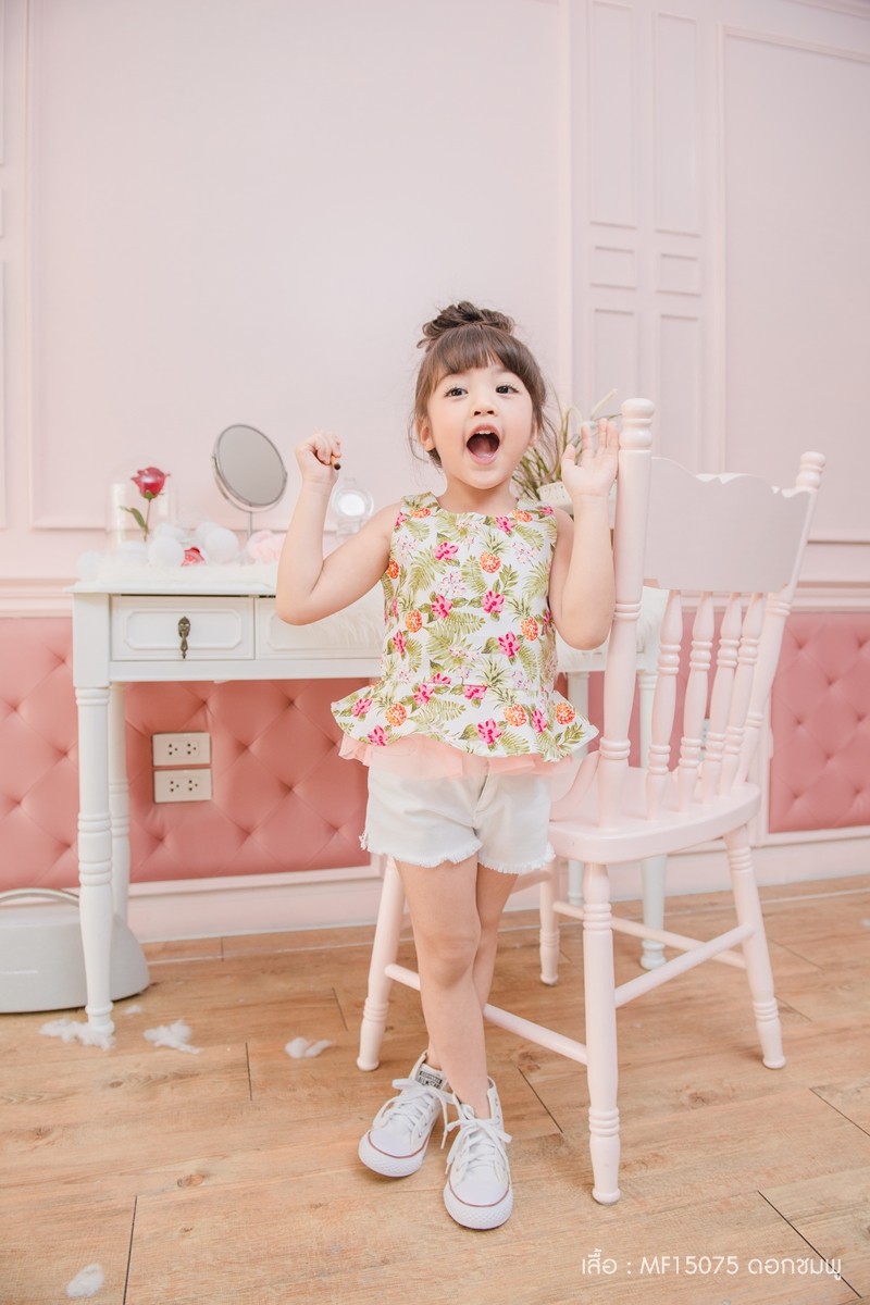 เสื้อแขนกุดดอกชมพู สำหรับเด็ก