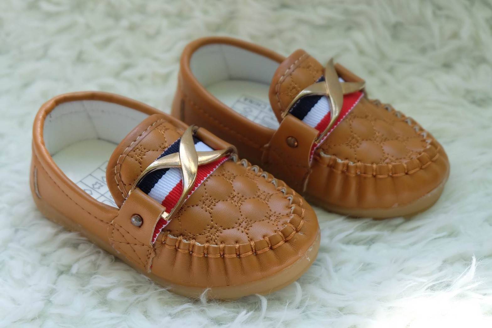 รองเท้าเด็กลำลอง