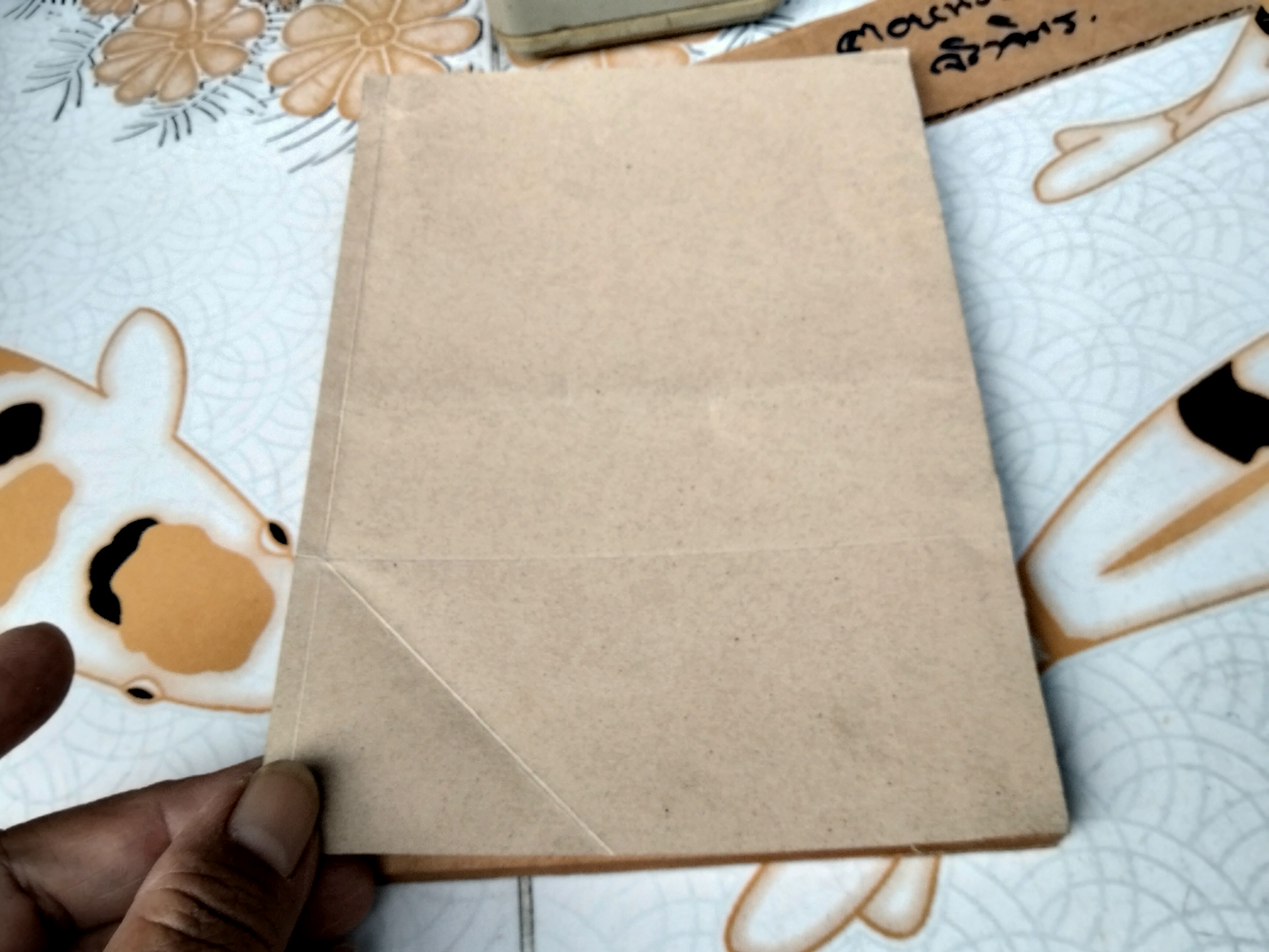 ขบวนการแก้จน (8 เล่มชุด) มีแค่ 6 เล่ม 1, 2, 3, 5, 6, 8 โดย ประยูร จรรยาวงษ์ ฉบับพิมพ์ครั้งแรก พิมพ์ระหว่างปี 2519 - 2521