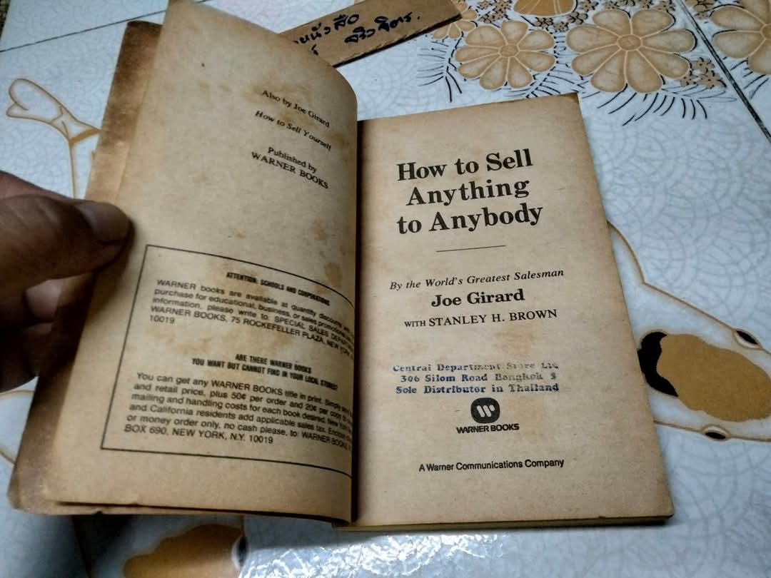 How to sell anything to anybody - Joe Girard (ฉบับภาษาอังกฤษ)
