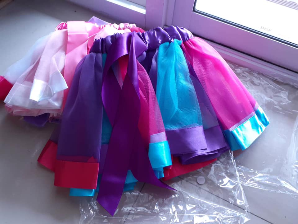 กระโปรงฟรุ้งฟริ้งแฟนซีสีรุ้ง