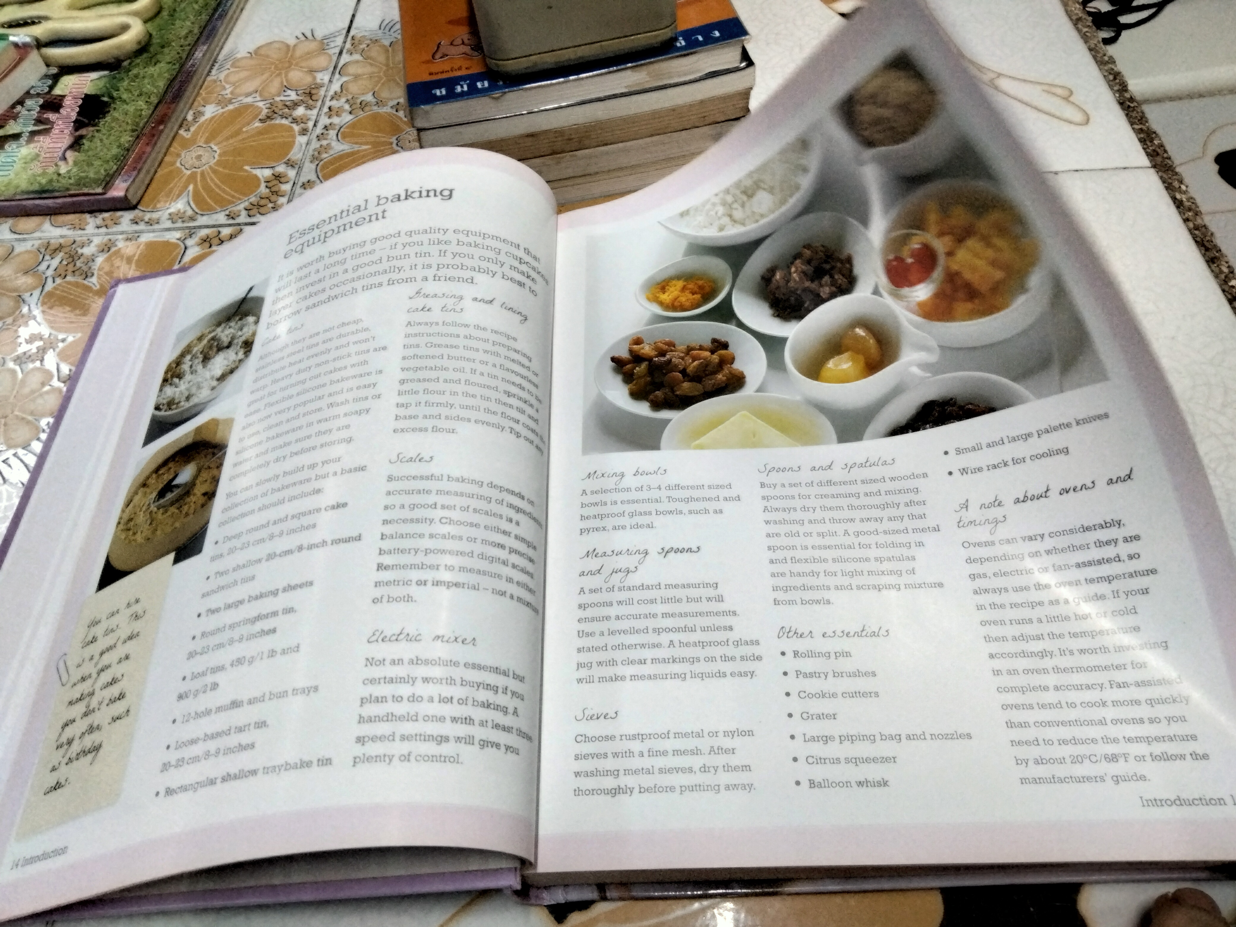 THE EASY WAY BAKING (ปกแข็ง พร้อมใบหุ้มปก)